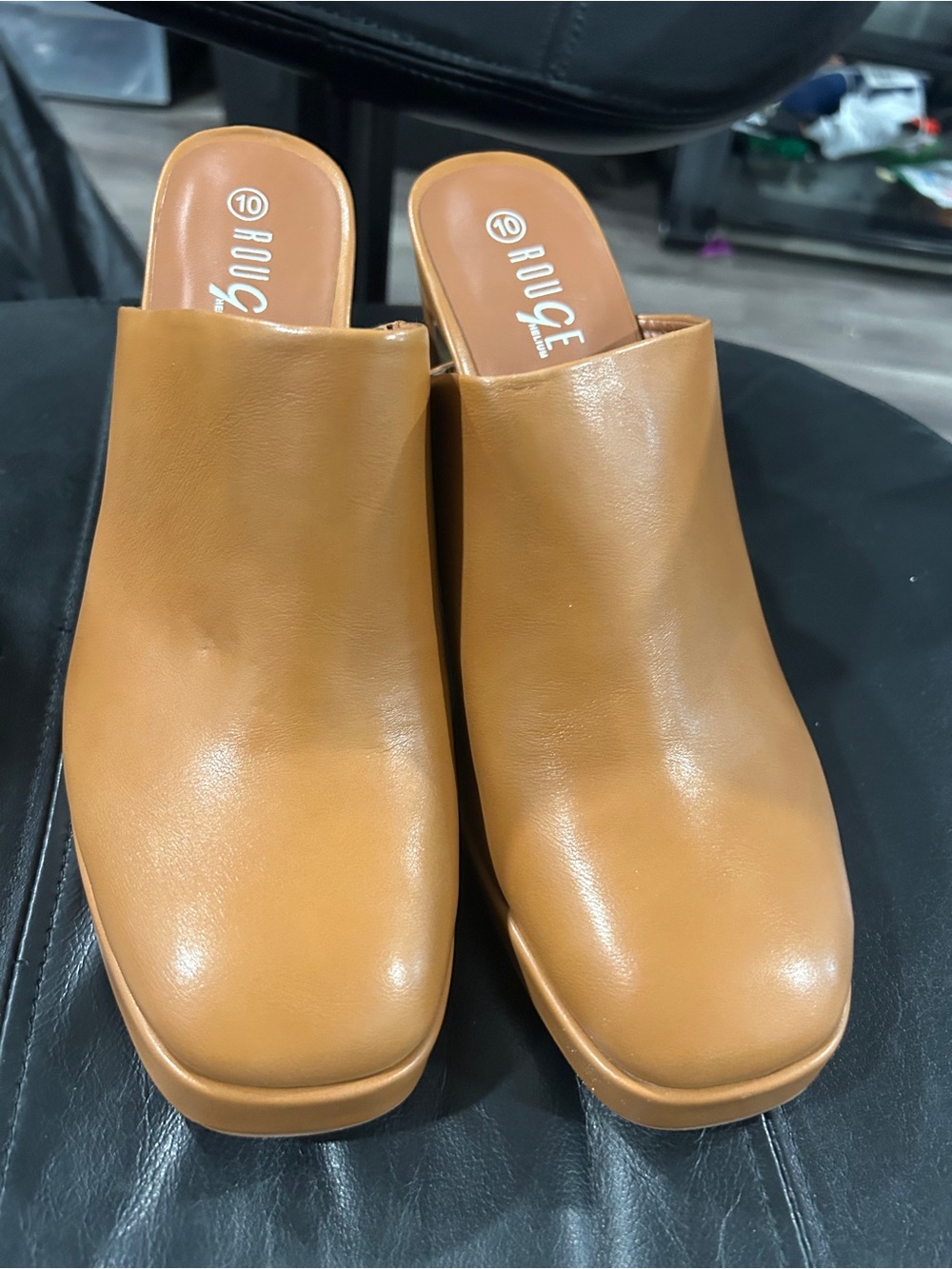 Rouge Women's Tan Leather Mule heel Slides